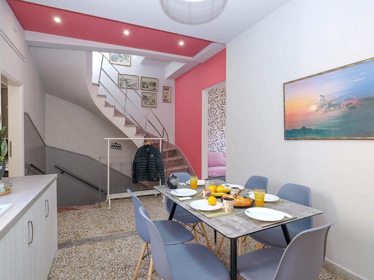 The Museum View Apartment *